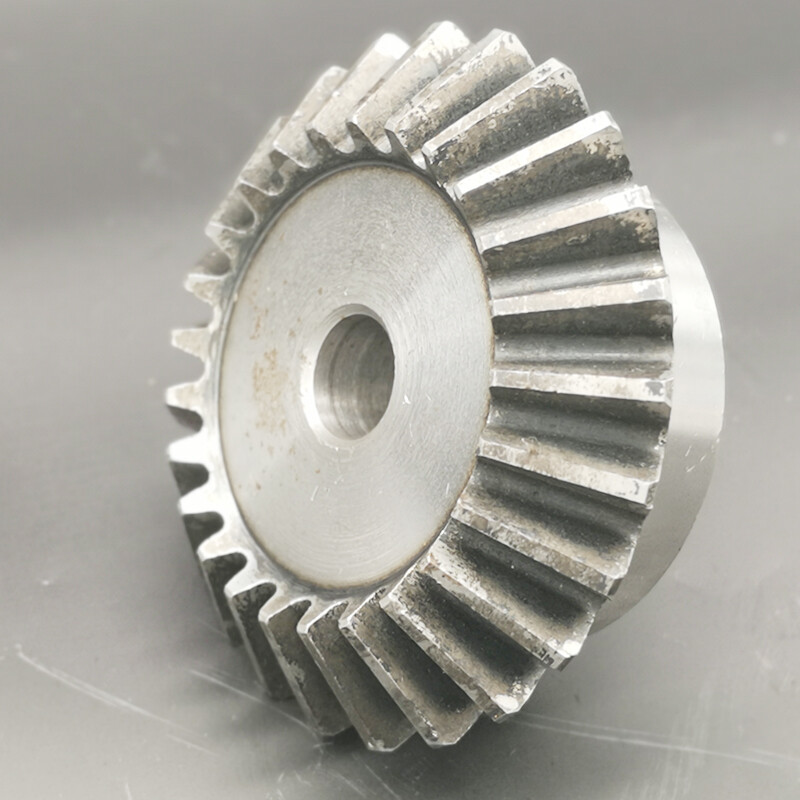 伞齿轮 从90度传动到定制配件——精密机械传动的核心